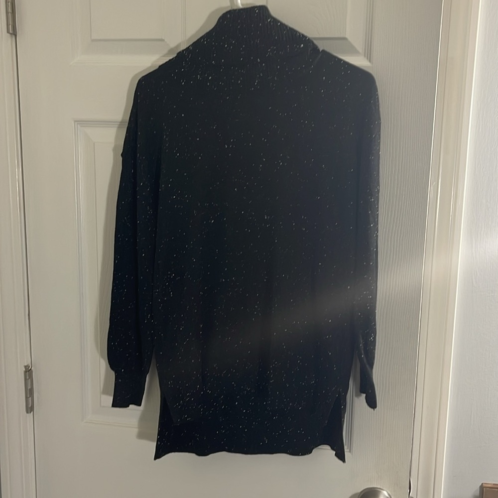 NWT, Loft women's long turtleneck tunic sweater, Size M - Picture 5 of 8